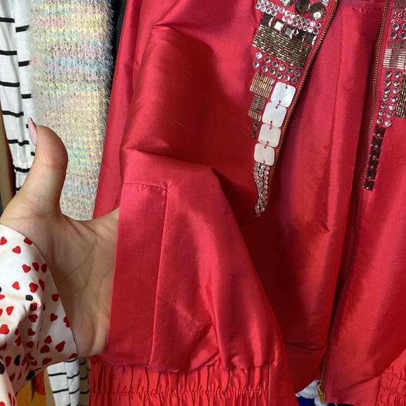 Magaschoni 100% Silksoie Red Bomber Jaket maybe A Large no SZ tag - Picture 8 of 14